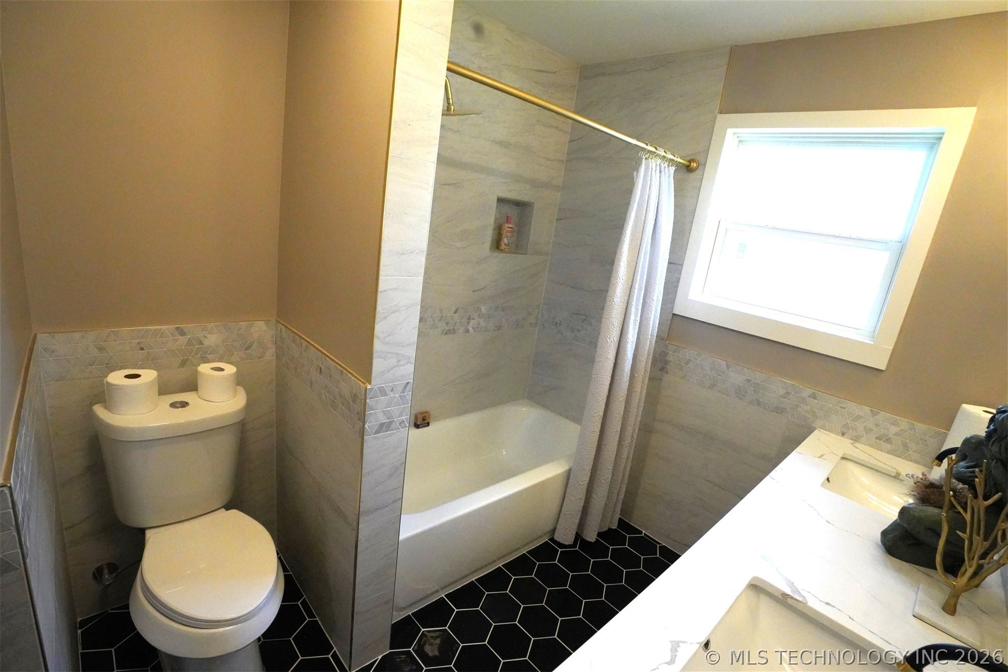 5302 S Saint Louis Avenue Tulsa OK 74105