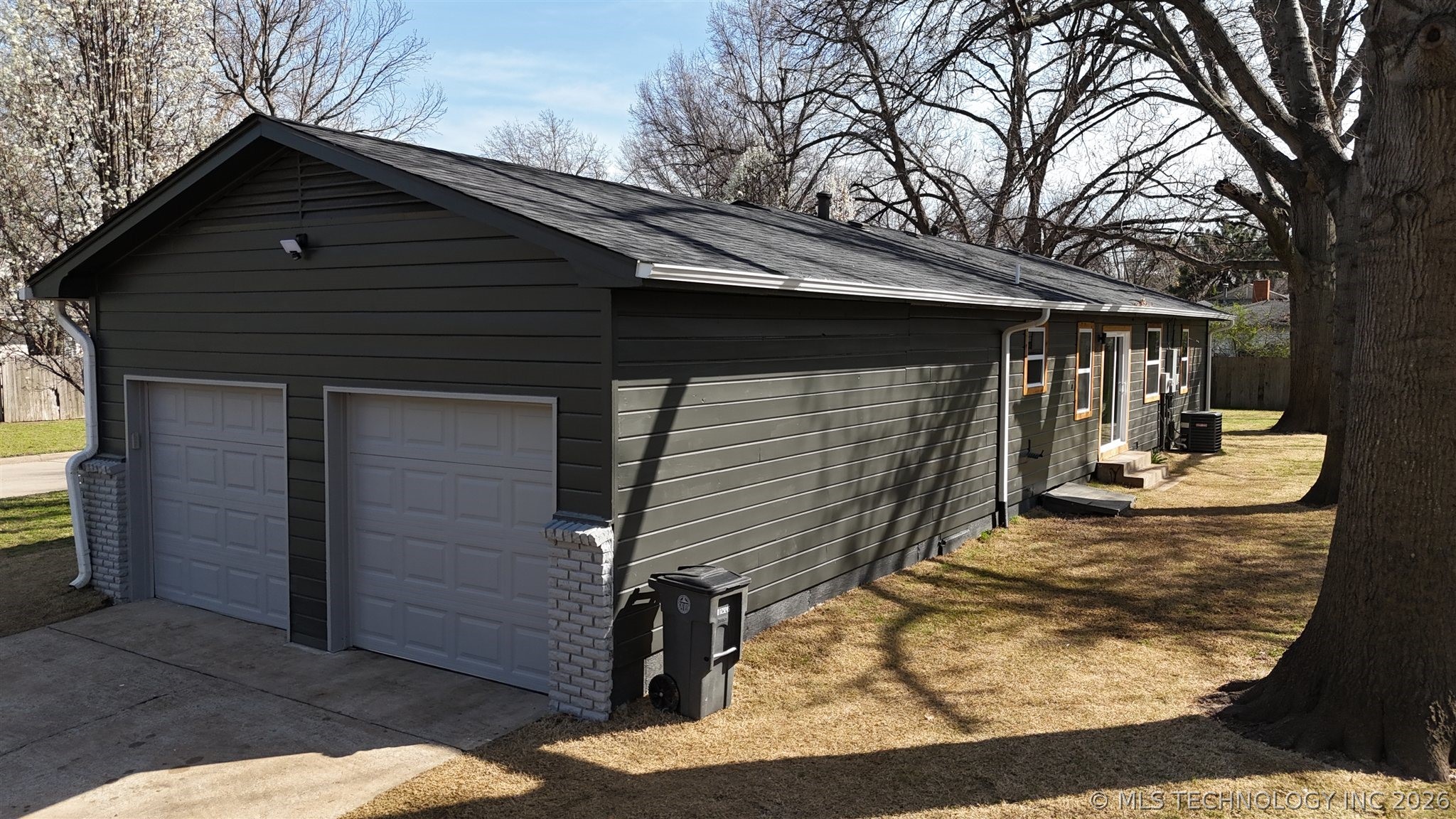 5302 S Saint Louis Avenue Tulsa OK 74105