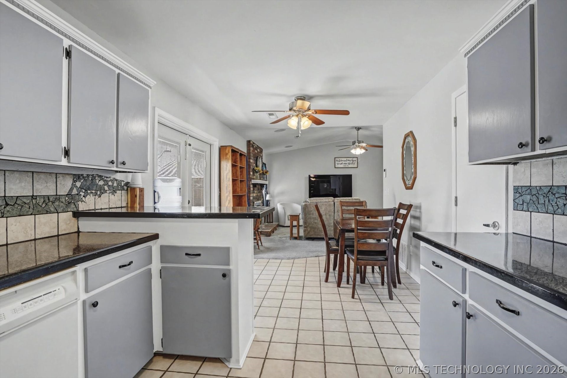 8005 S Date Avenue Broken Arrow OK 74011