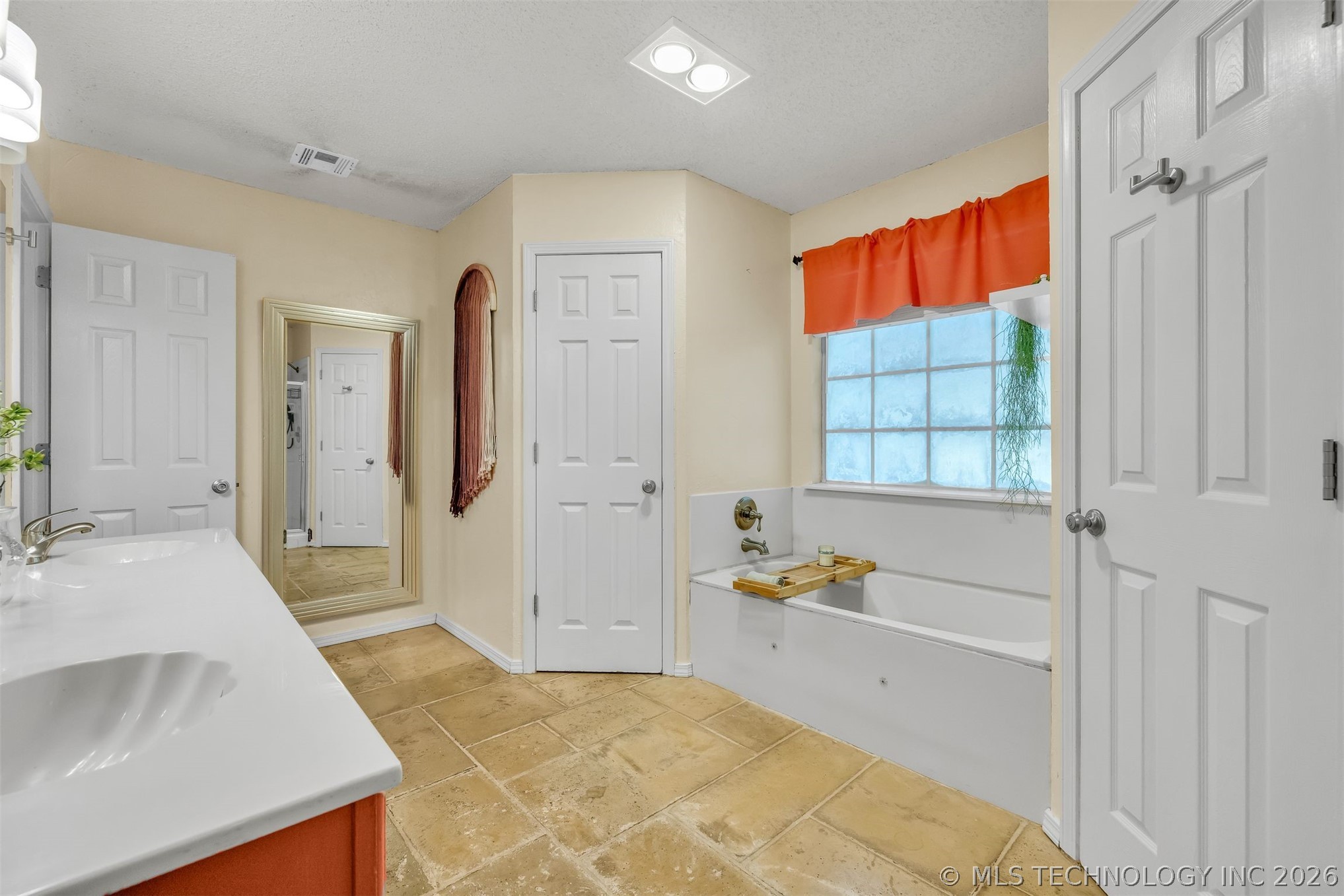 500 S Nyssa Avenue Broken Arrow OK 74012