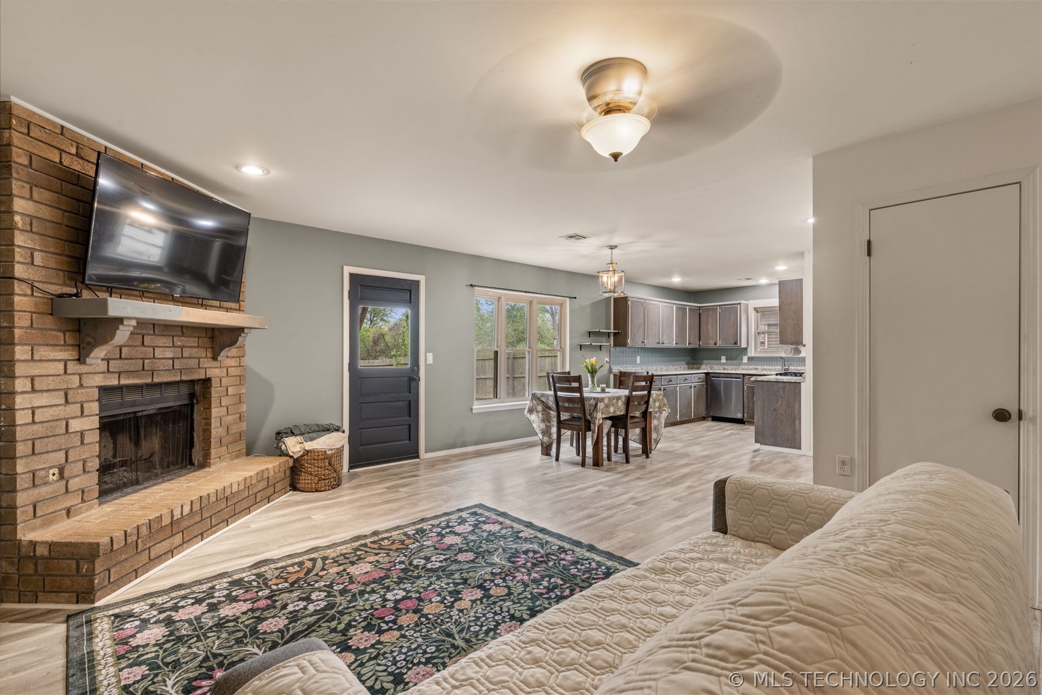 217 W Edgewater Street Broken Arrow OK 74012