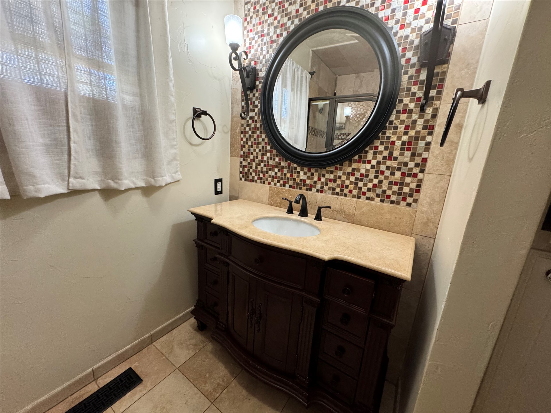 1403 Bixby Ardmore OK 73401