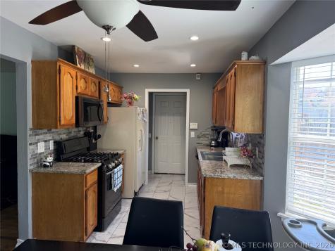 12179 E 35th Street Tulsa OK 74146