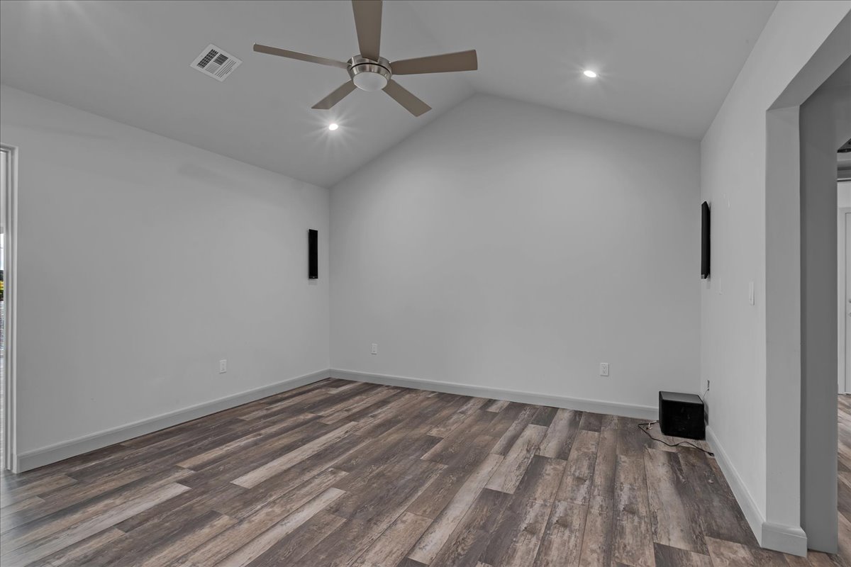 662 SE 4439 Loop Salina OK 74365