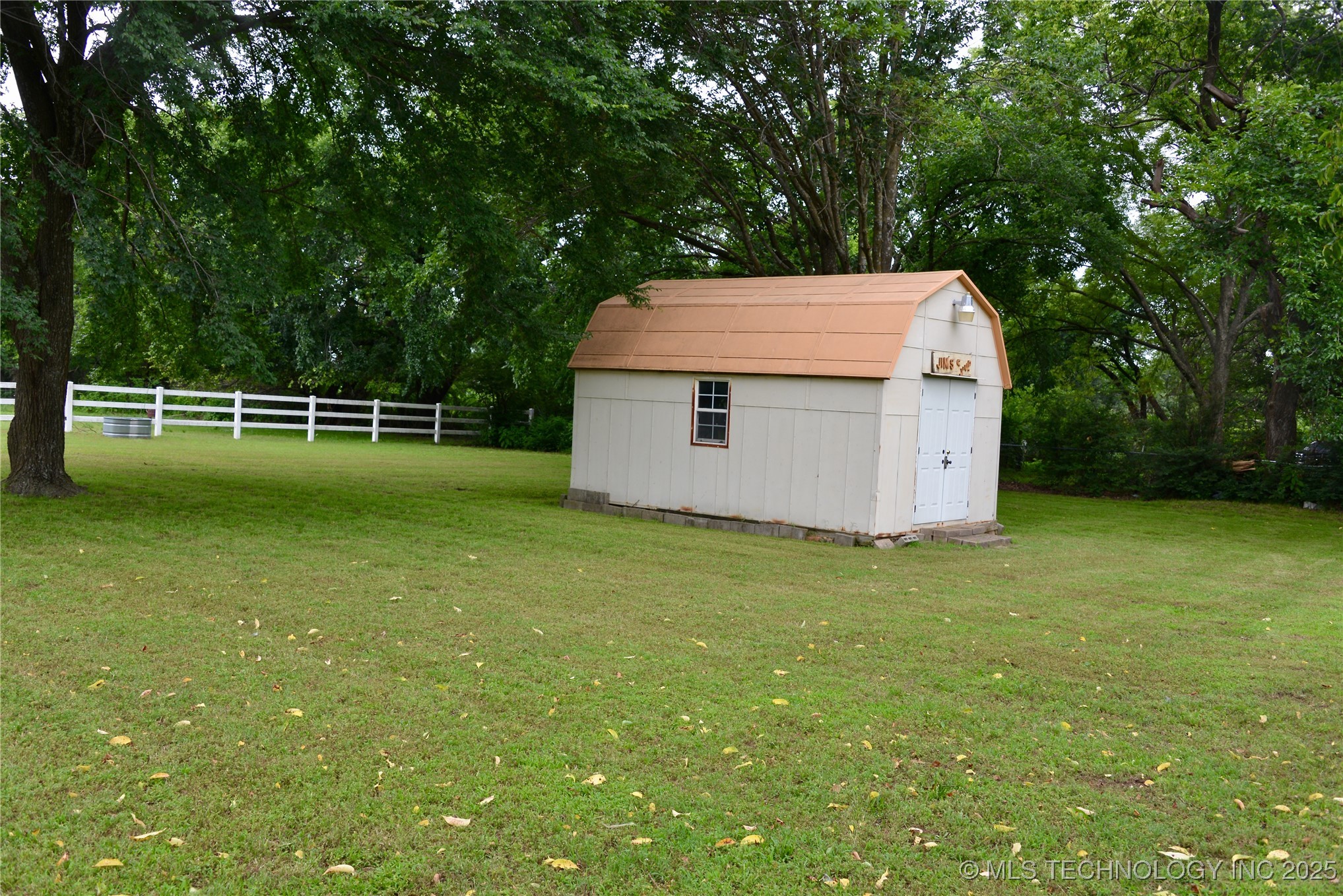 1409 N 5th Street Henryetta OK 74437