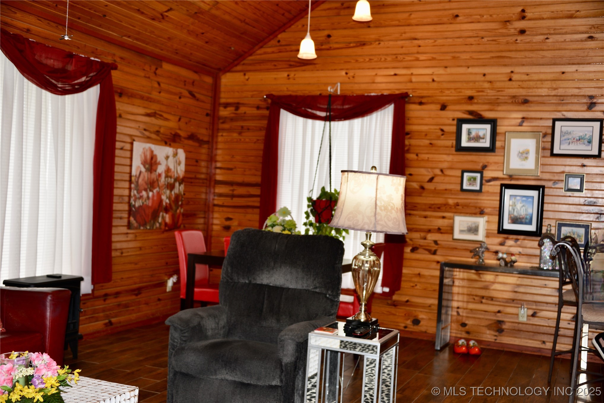 1409 N 5th Street Henryetta OK 74437