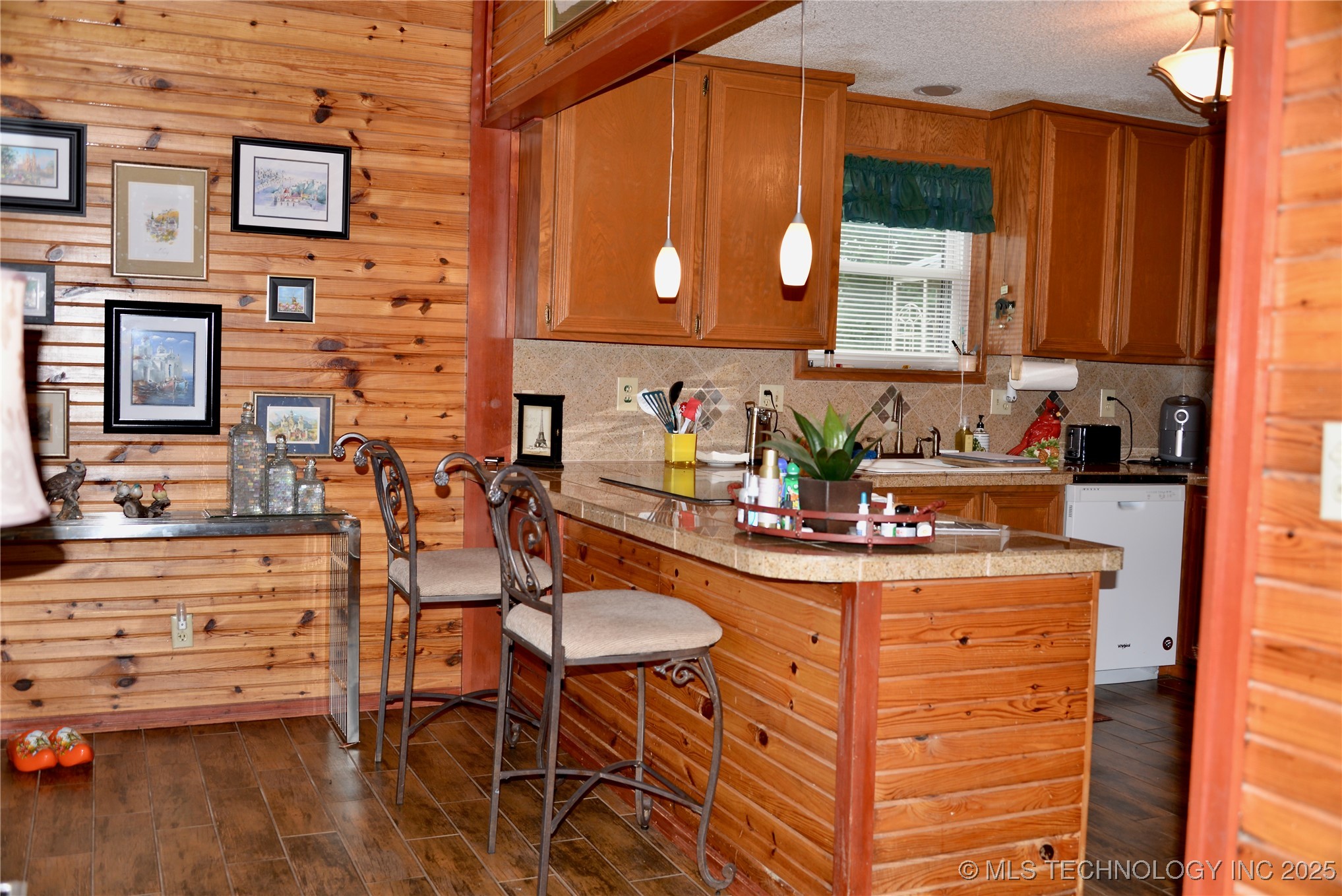 1409 N 5th Street Henryetta OK 74437