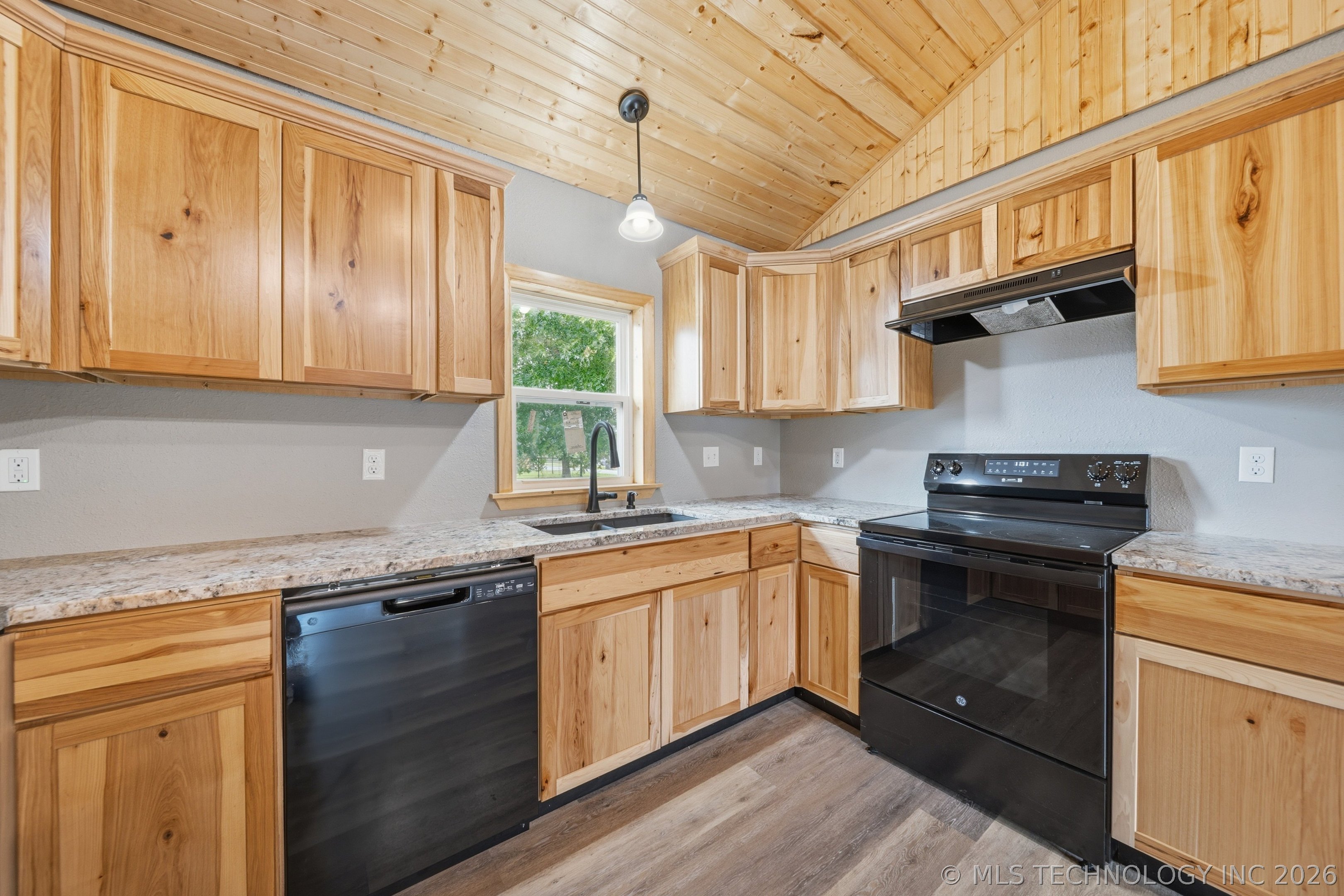 122 W Jay Stroud OK 74079