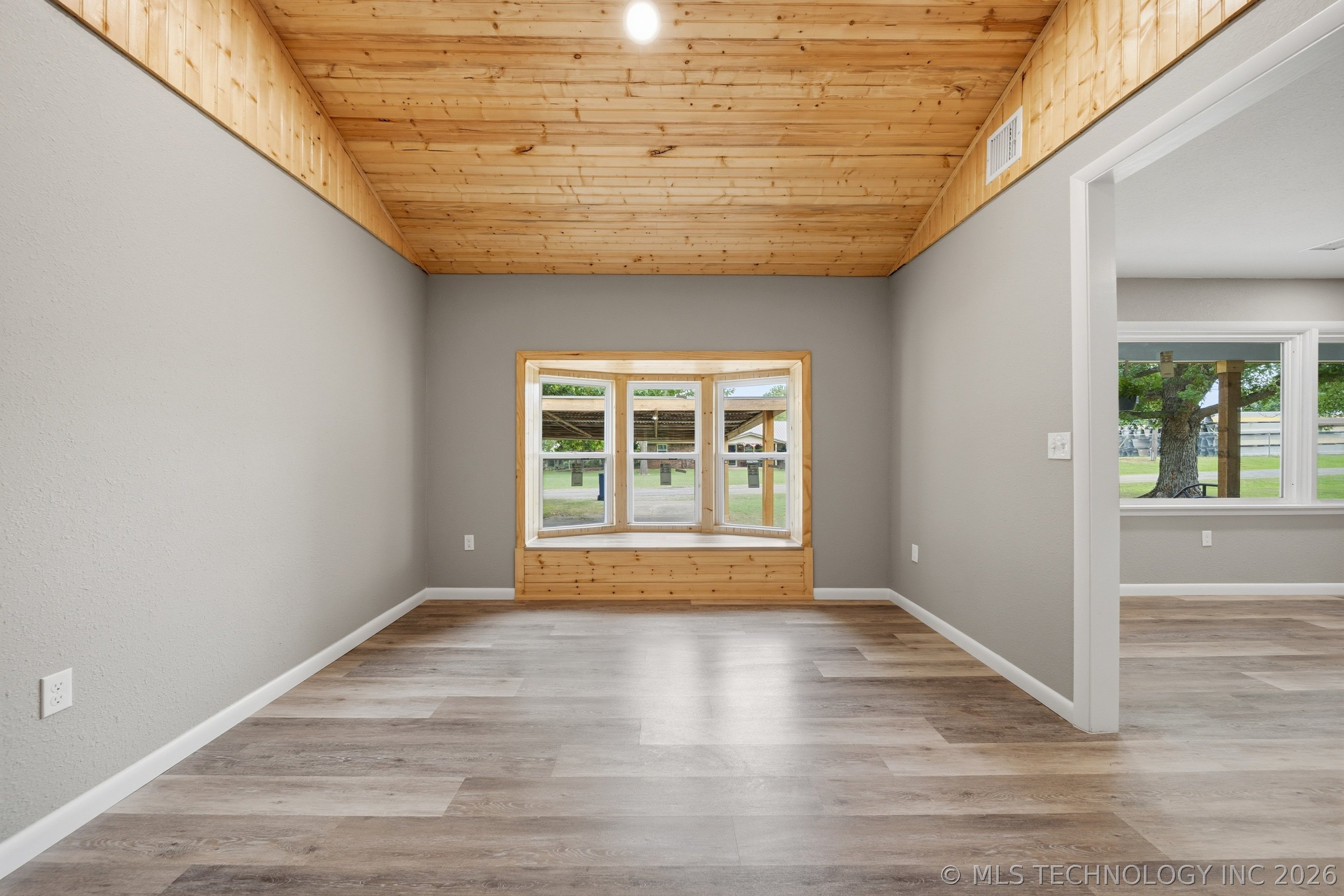 122 W Jay Stroud OK 74079