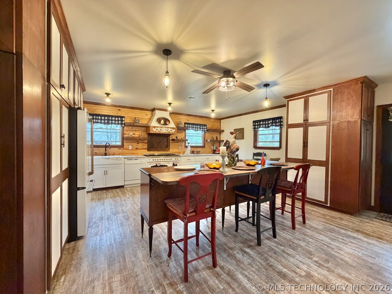 5969 E 620 Road Locust Grove OK 74352