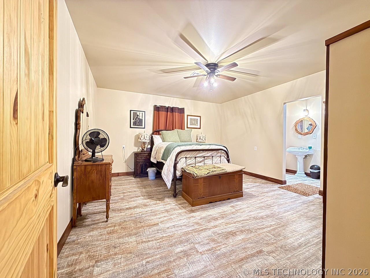 5969 E 620 Road Locust Grove OK 74352