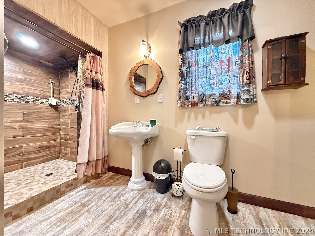 5969 E 620 Road Locust Grove OK 74352