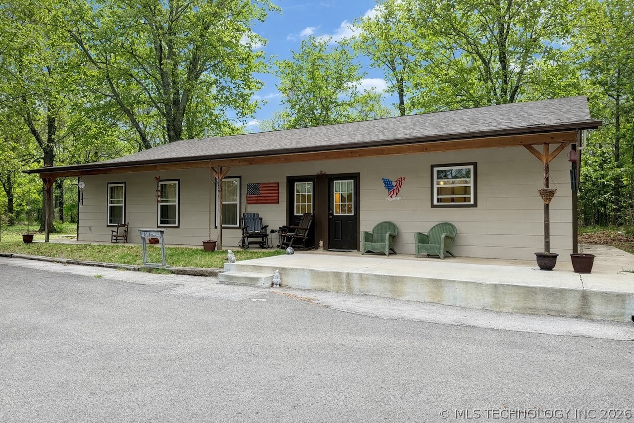 5969 E 620 Road Locust Grove OK 74352