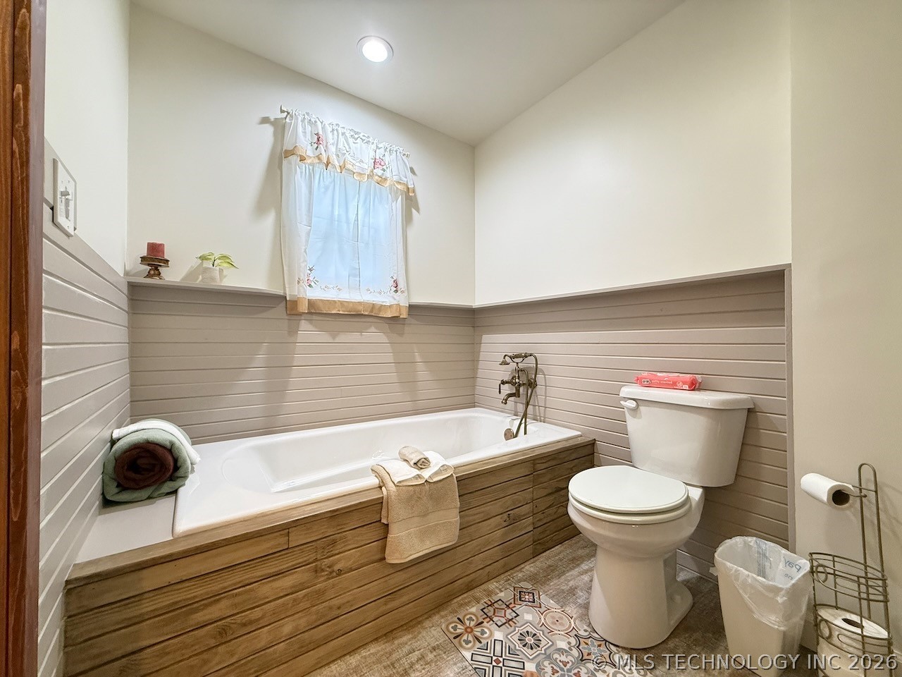 5969 E 620 Road Locust Grove OK 74352
