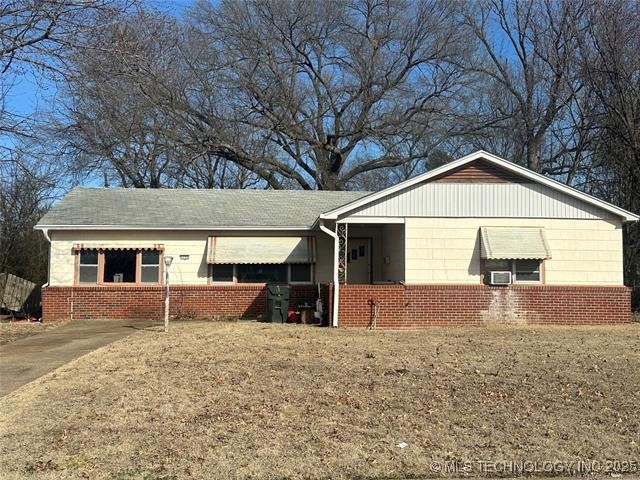 1725 E Elm Lane Okmulgee OK 74447