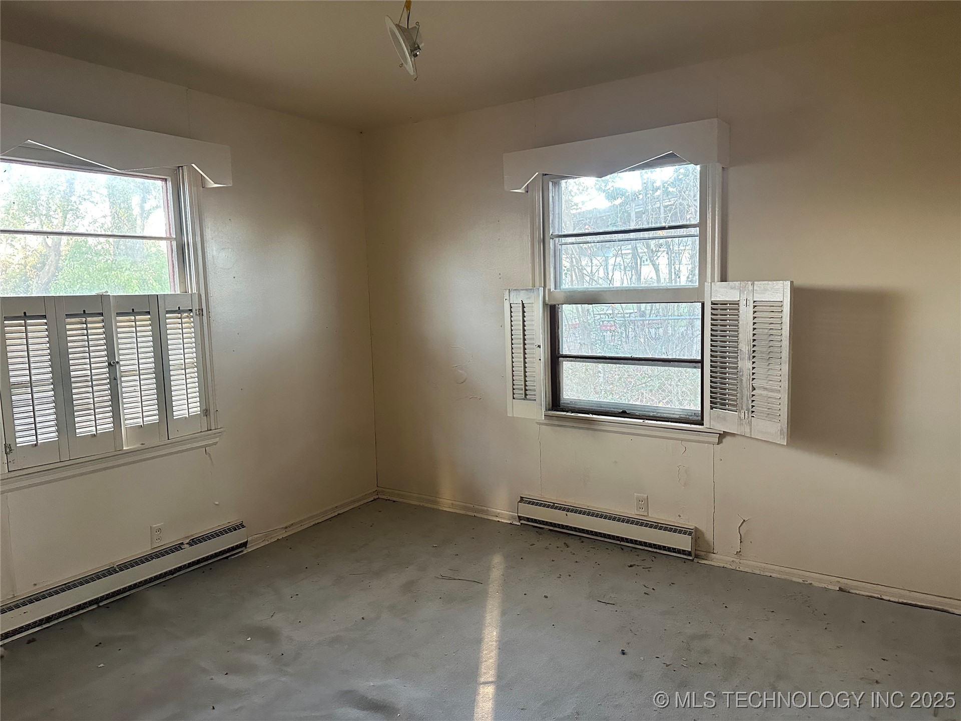 1725 E Elm Lane Okmulgee OK 74447