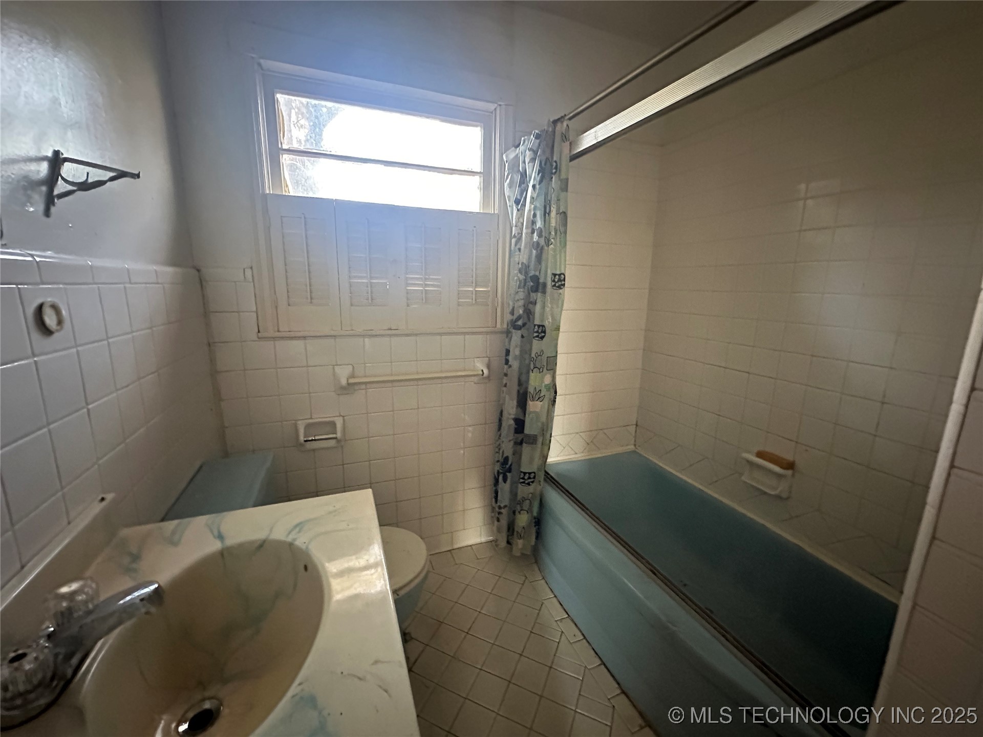 1725 E Elm Lane Okmulgee OK 74447