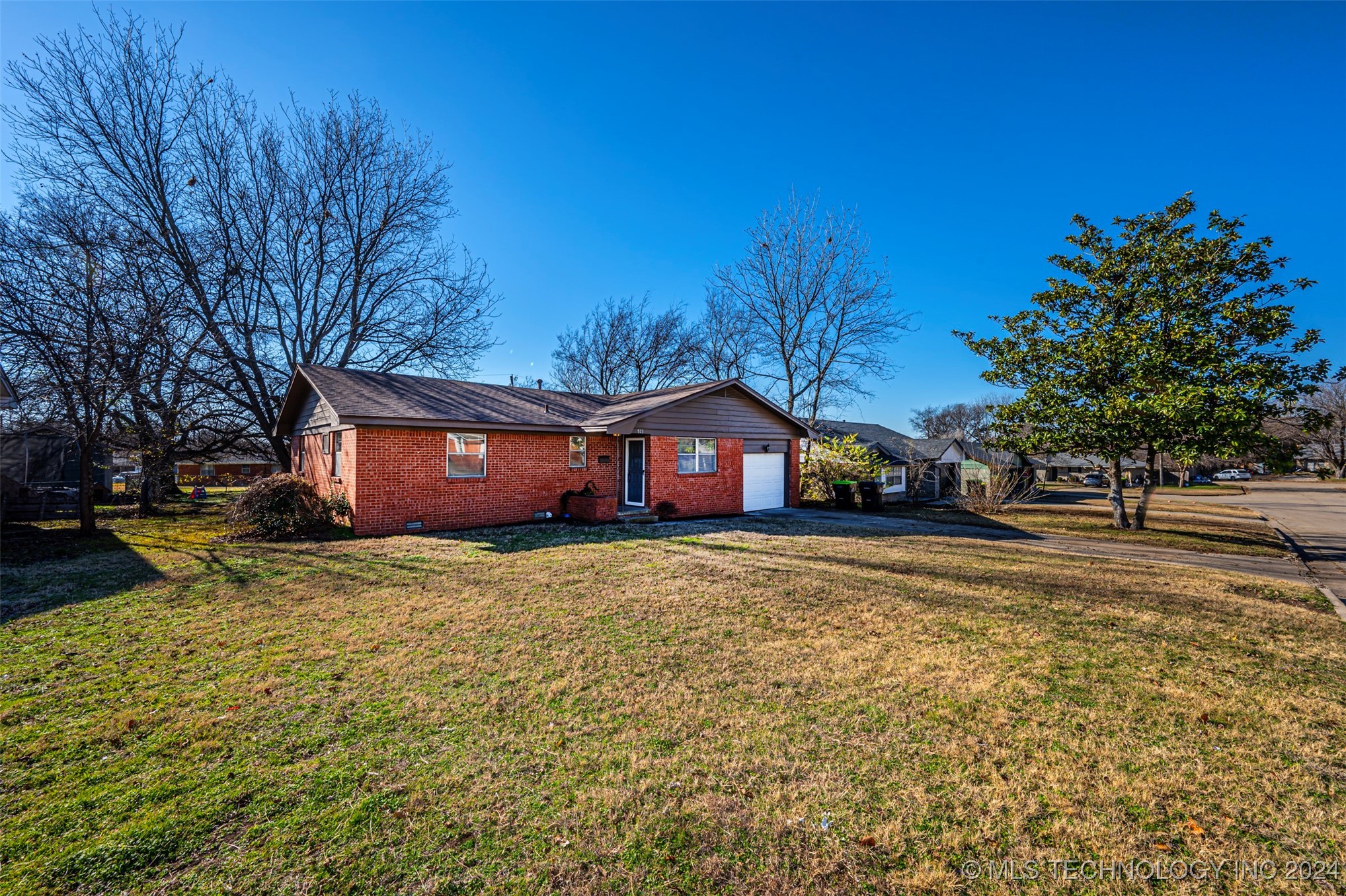 923 W 22nd Street Ada OK 74820