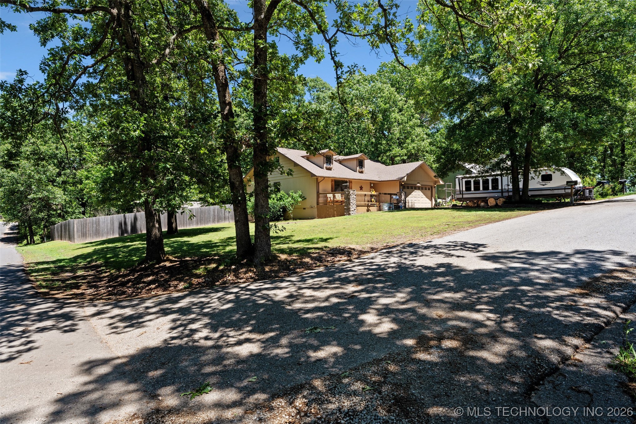 62820 E 312 Road Grove OK 74344