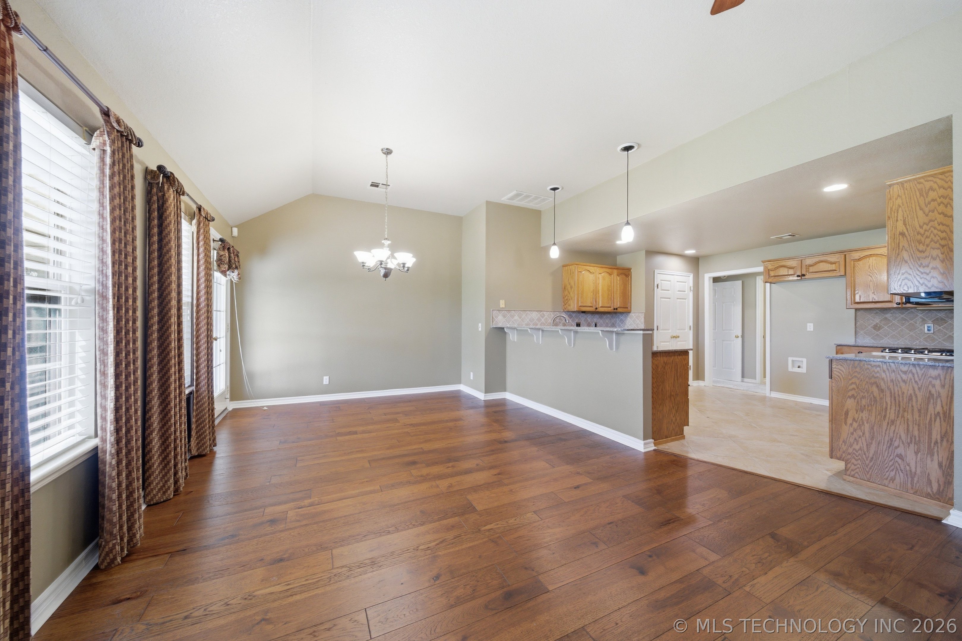 106 S 67th Eastavenue Broken Arrow OK 74014