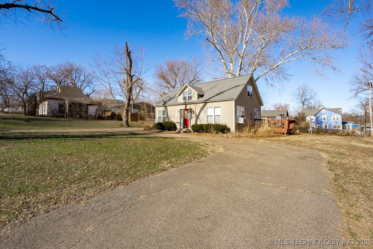 112 W First Street Coyle OK 73027