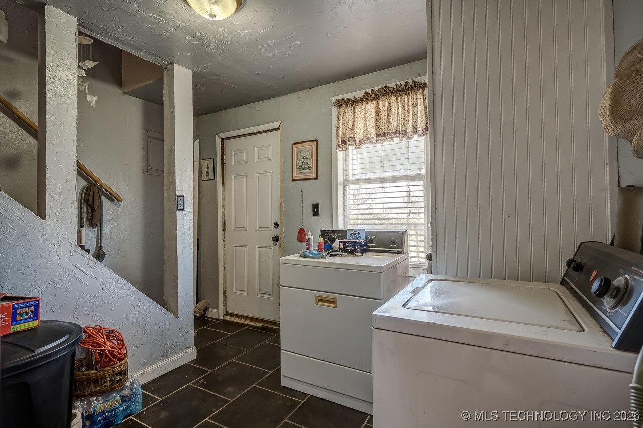 112 W First Street Coyle OK 73027