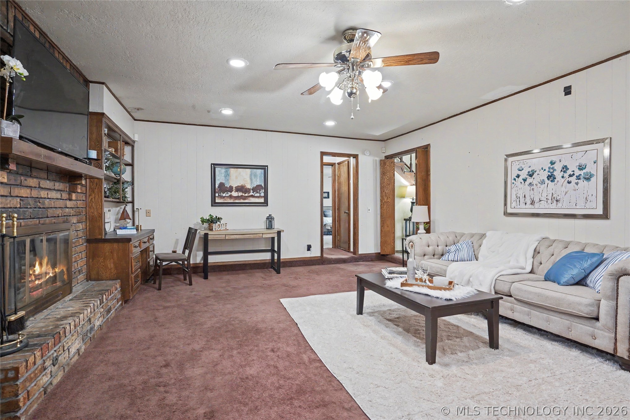 5706 S Columbia Place Tulsa OK 74105