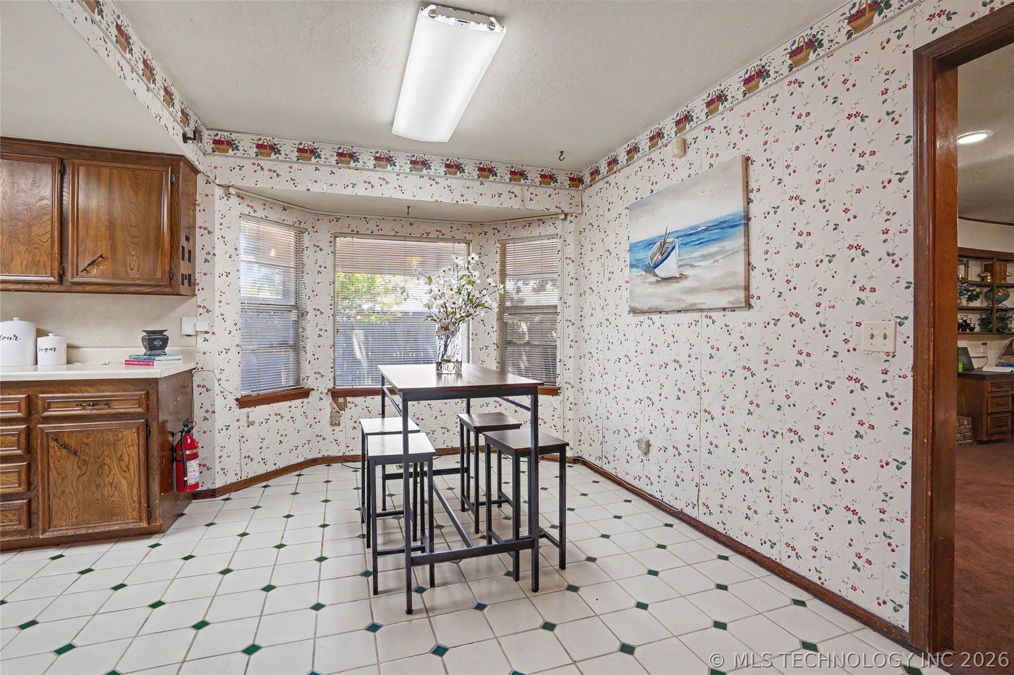 5706 S Columbia Place Tulsa OK 74105