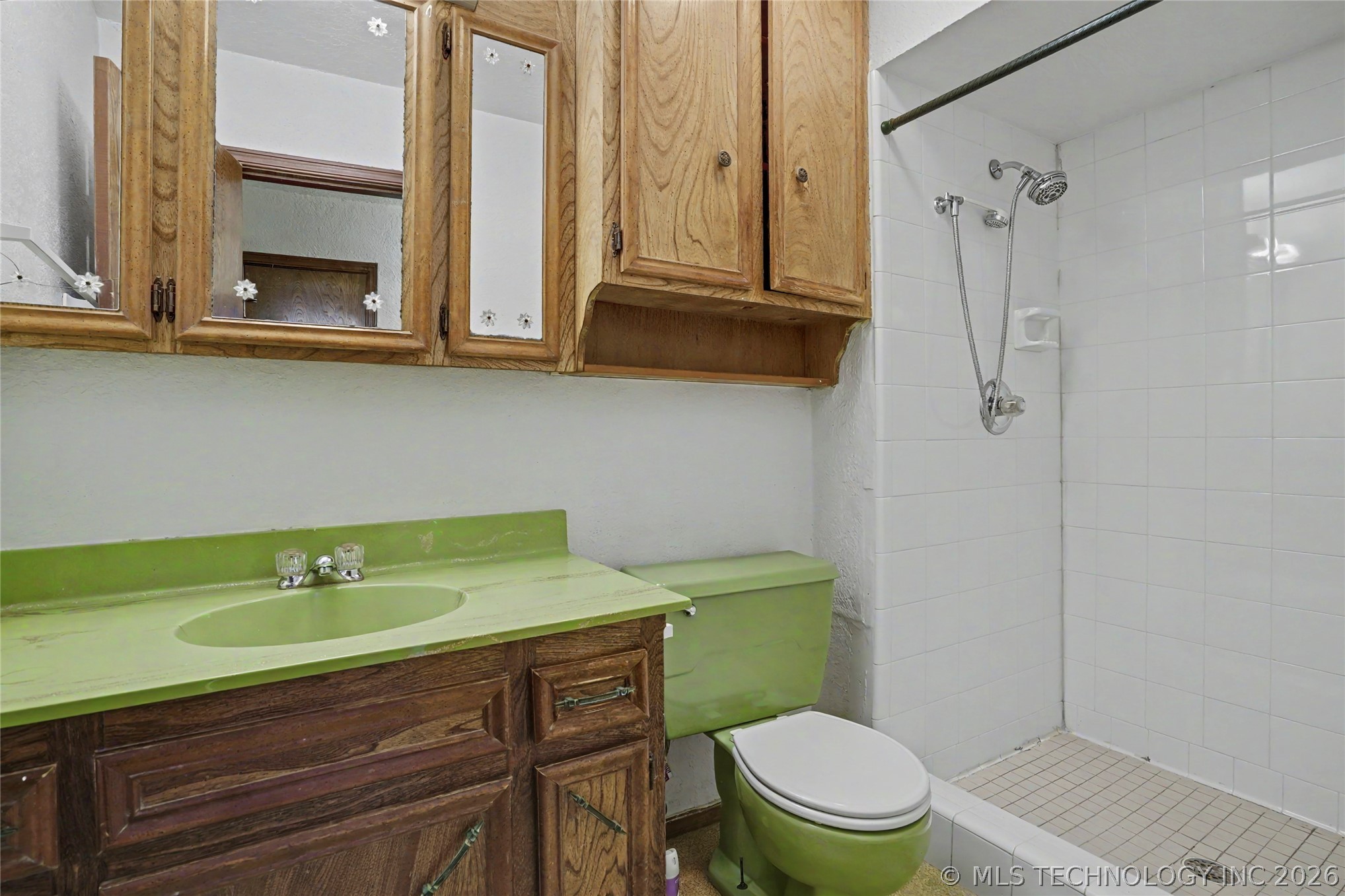 5706 S Columbia Place Tulsa OK 74105