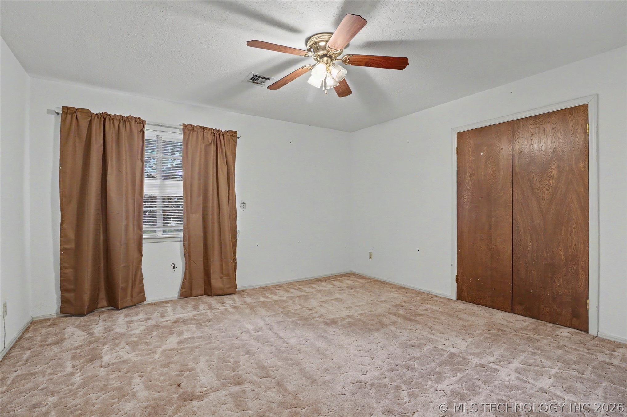 5706 S Columbia Place Tulsa OK 74105