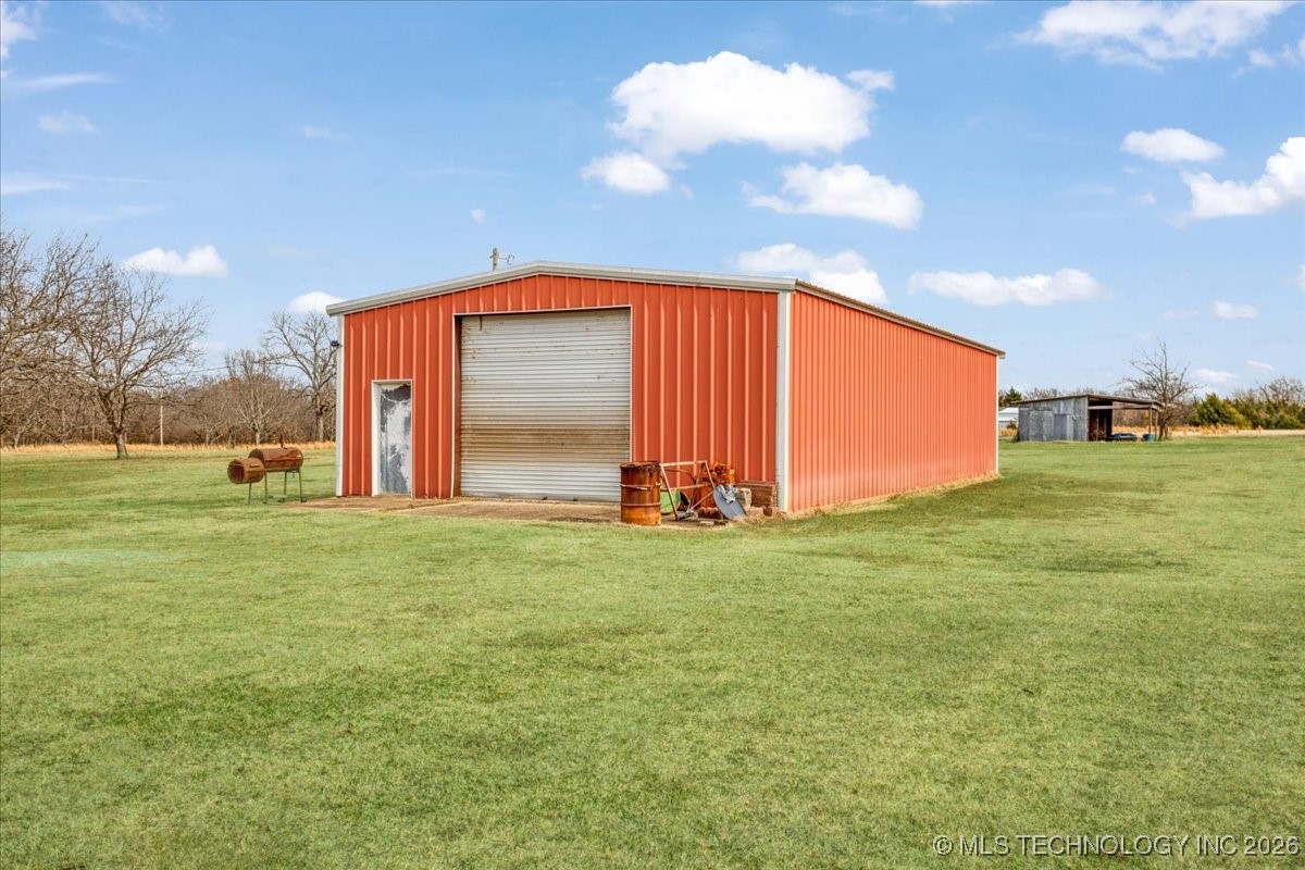 2276 State Route 70 E Calera OK 74730