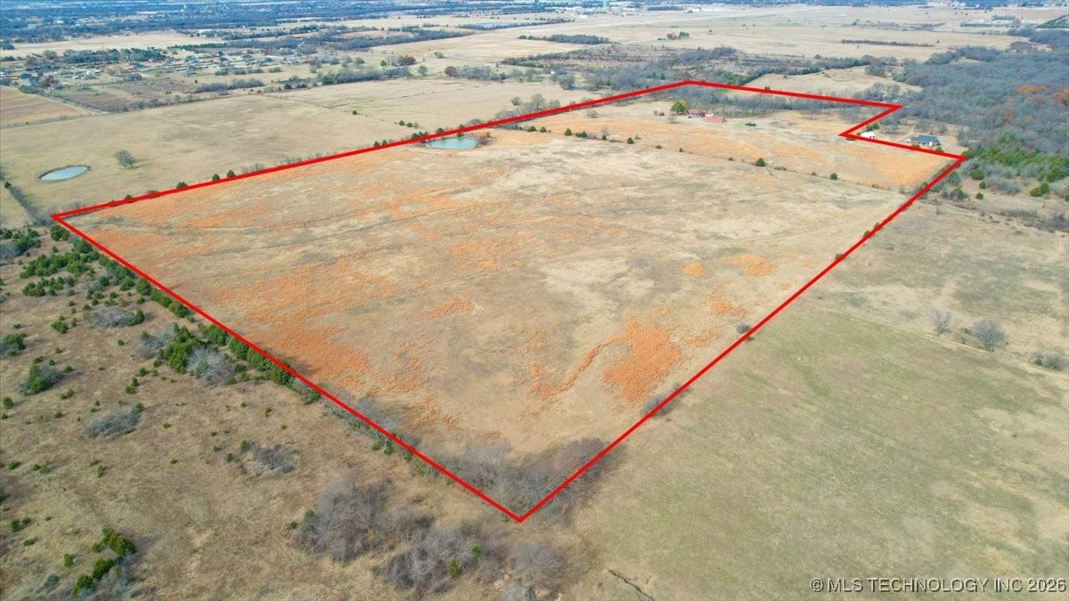 2276 State Route 70 E Calera OK 74730