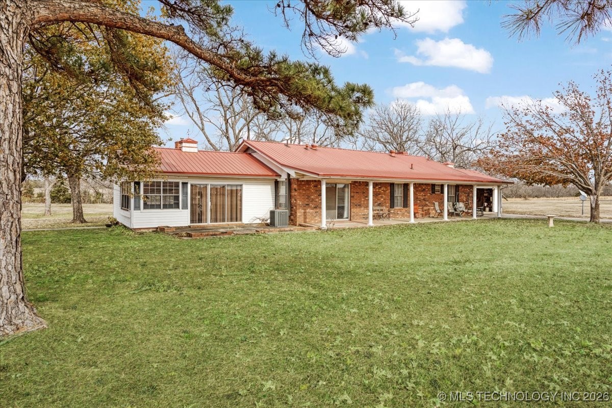 2276 State Route 70 E Calera OK 74730