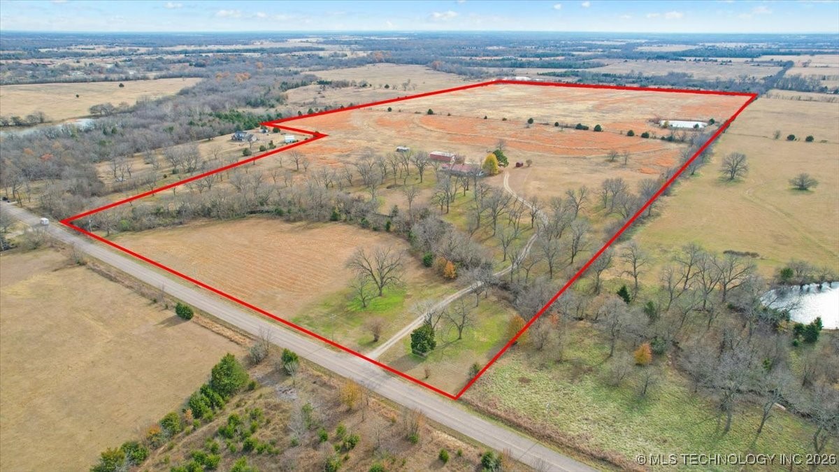 2276 State Route 70 E Calera OK 74730