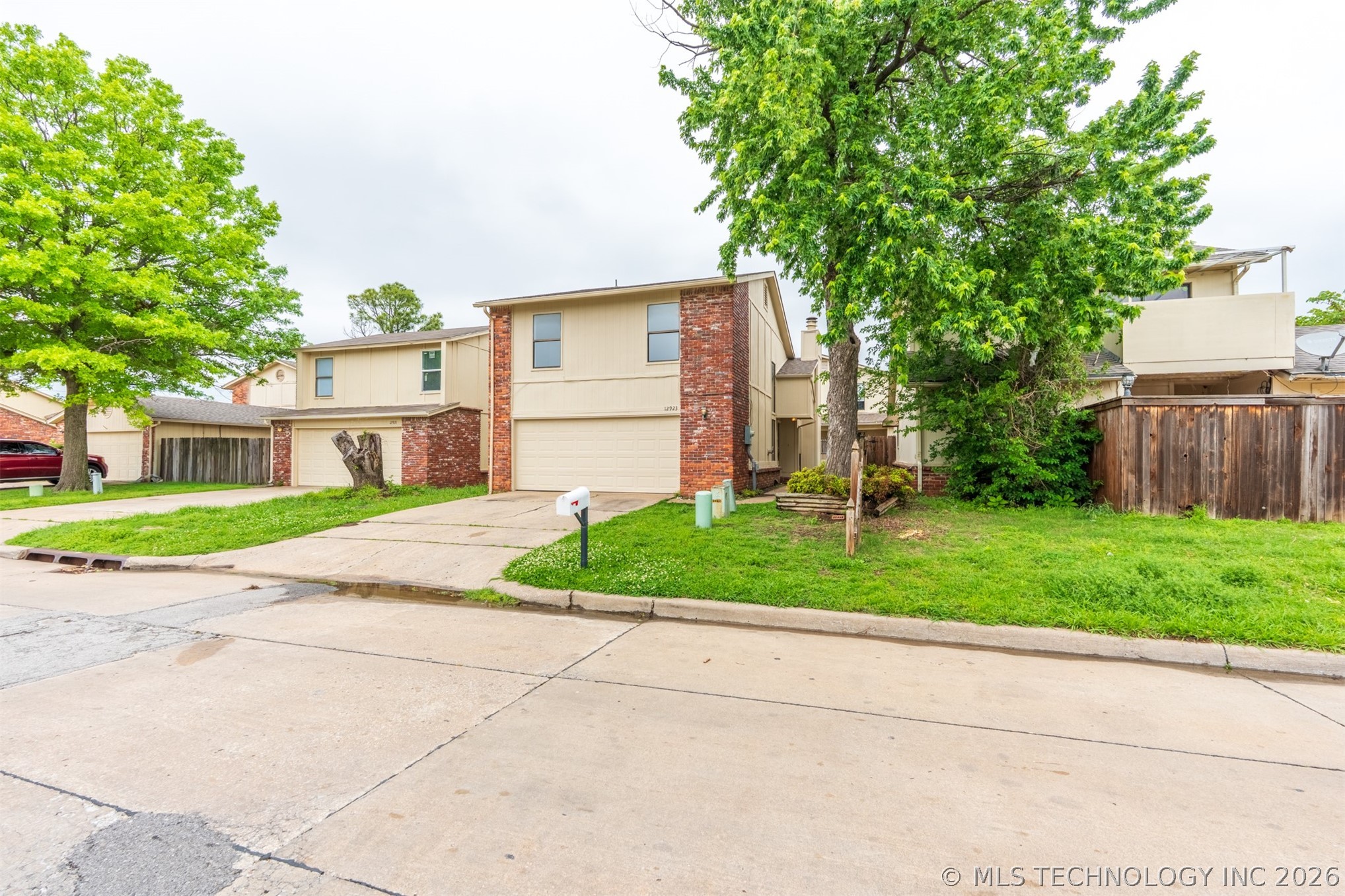 12923 E 28th Place Tulsa OK 74134