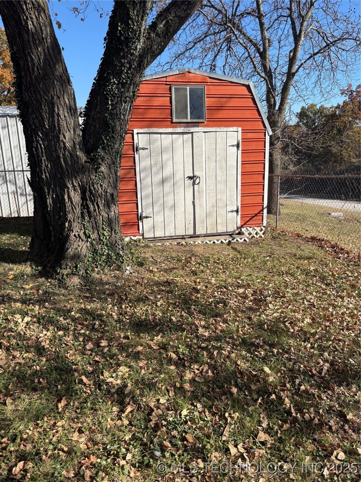 3113 S Twin Mounds Street Yale OK 74085