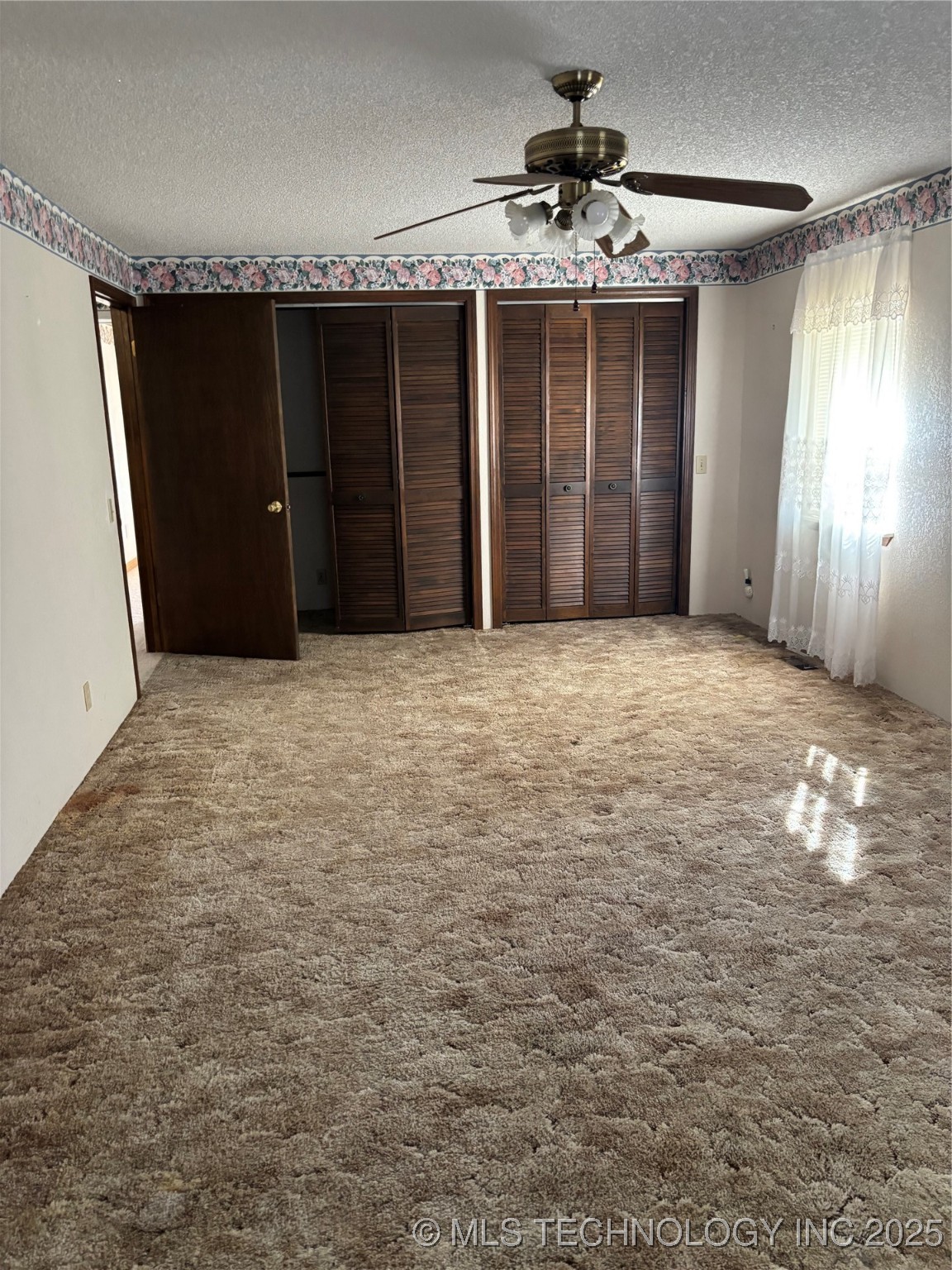 3113 S Twin Mounds Street Yale OK 74085
