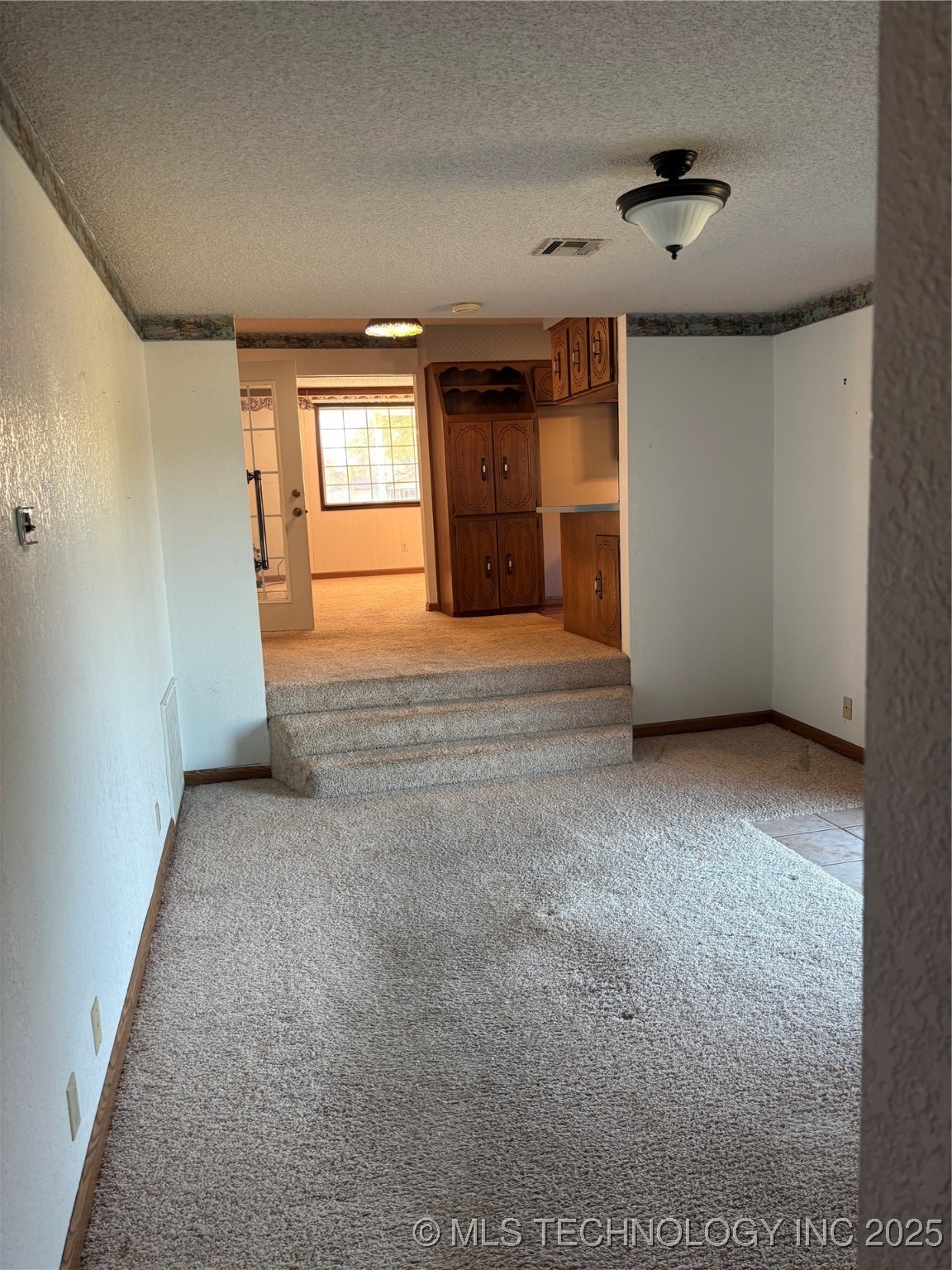 3113 S Twin Mounds Street Yale OK 74085