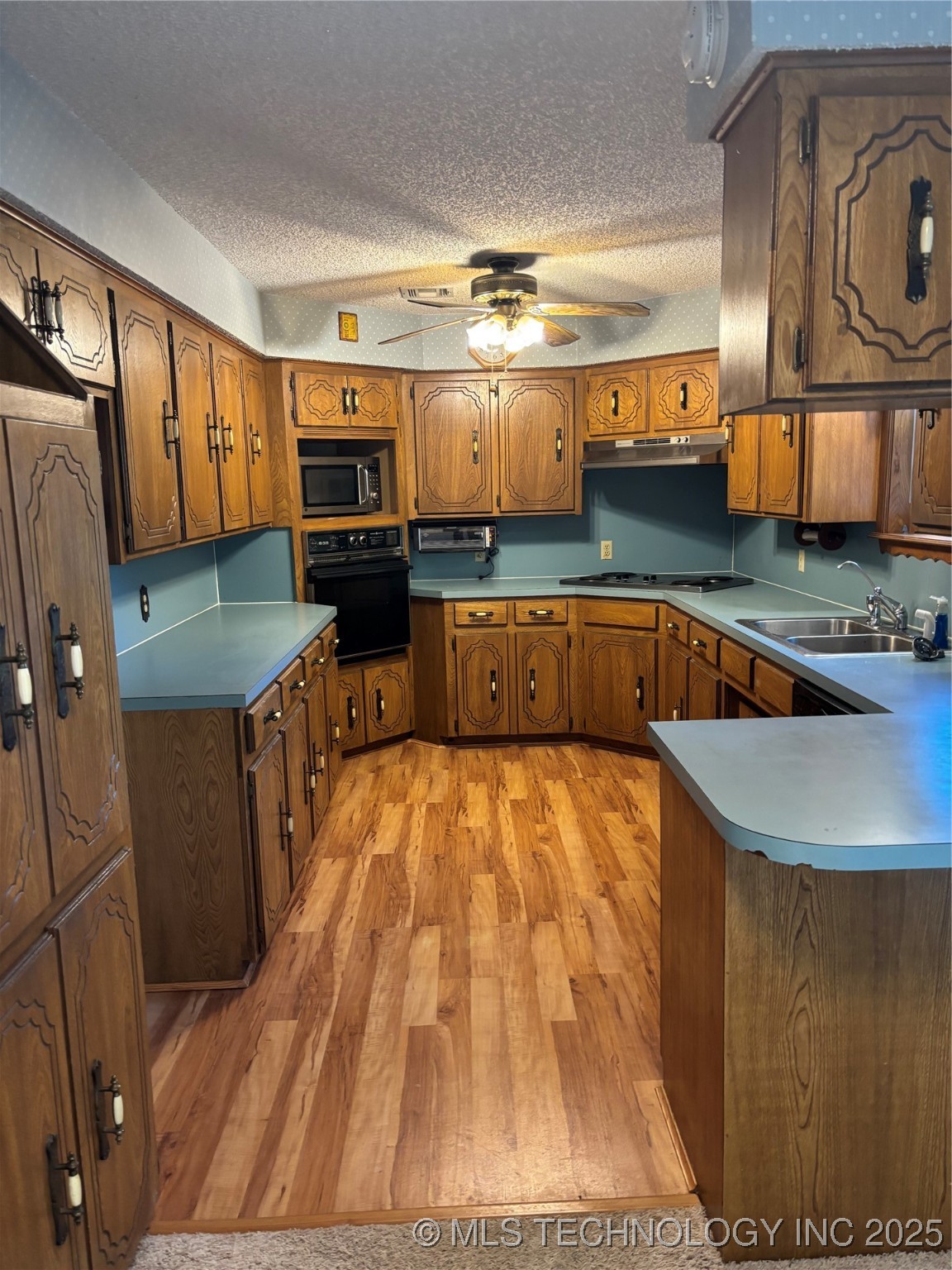 3113 S Twin Mounds Street Yale OK 74085