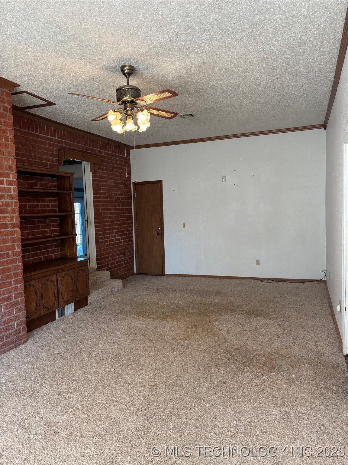3113 S Twin Mounds Street Yale OK 74085