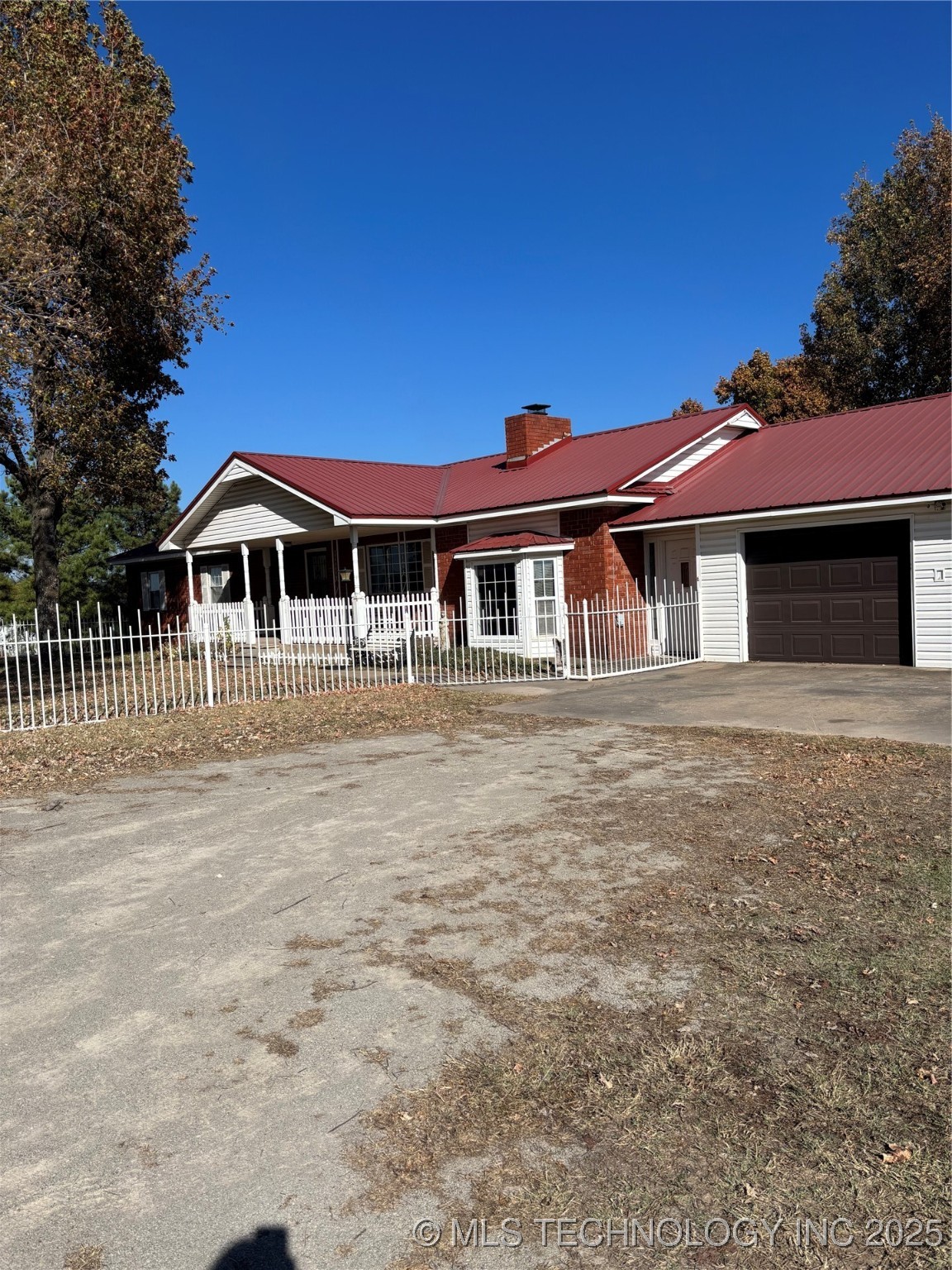 3113 S Twin Mounds Street Yale OK 74085