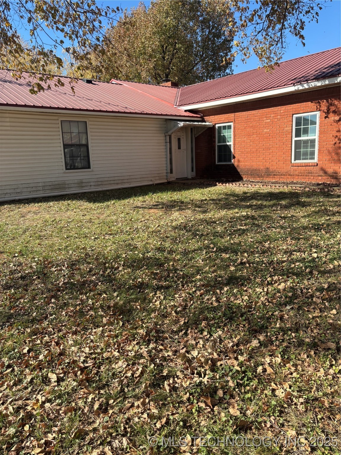 3113 S Twin Mounds Street Yale OK 74085