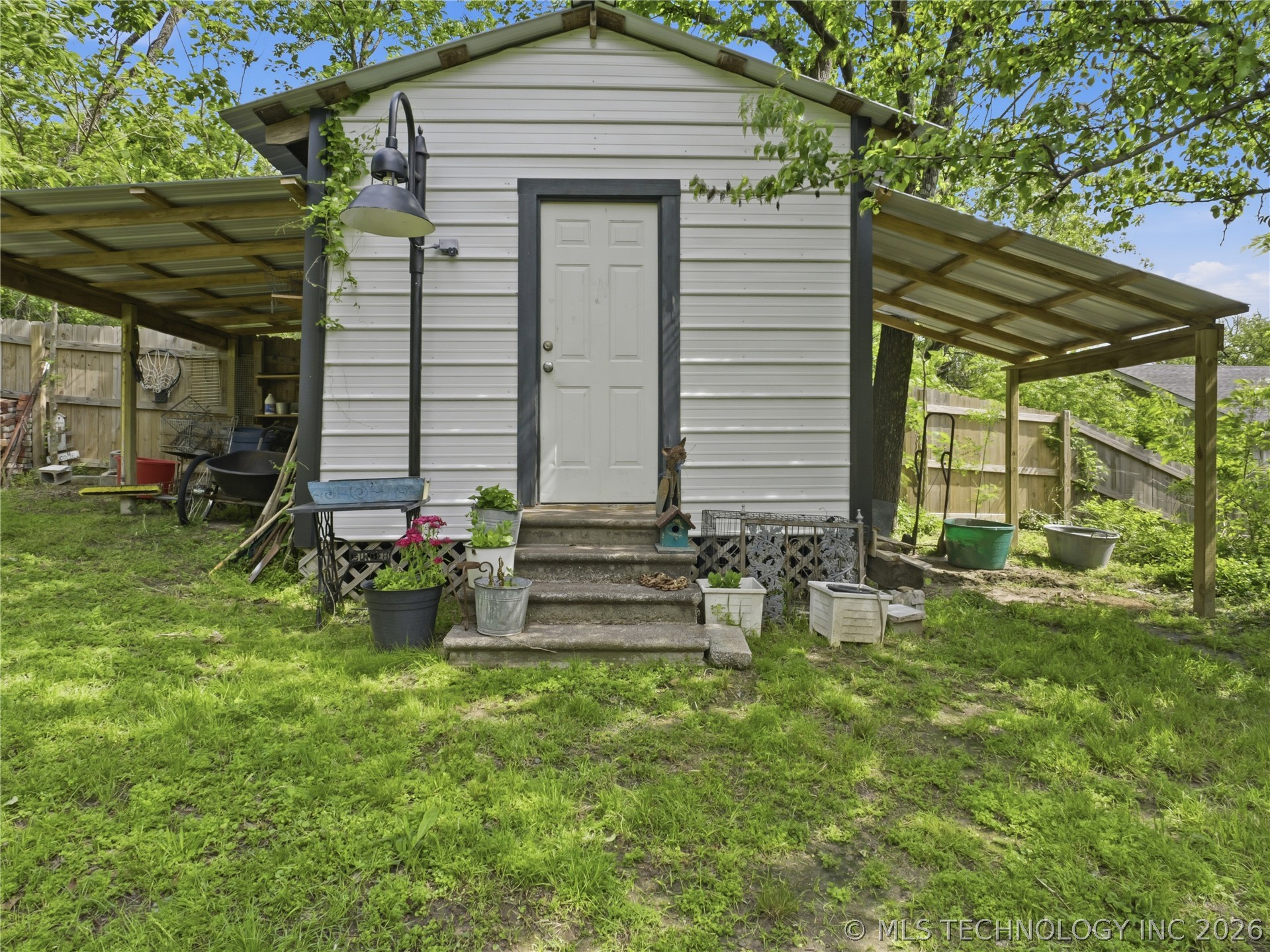 587 S Montana Atoka OK 74525