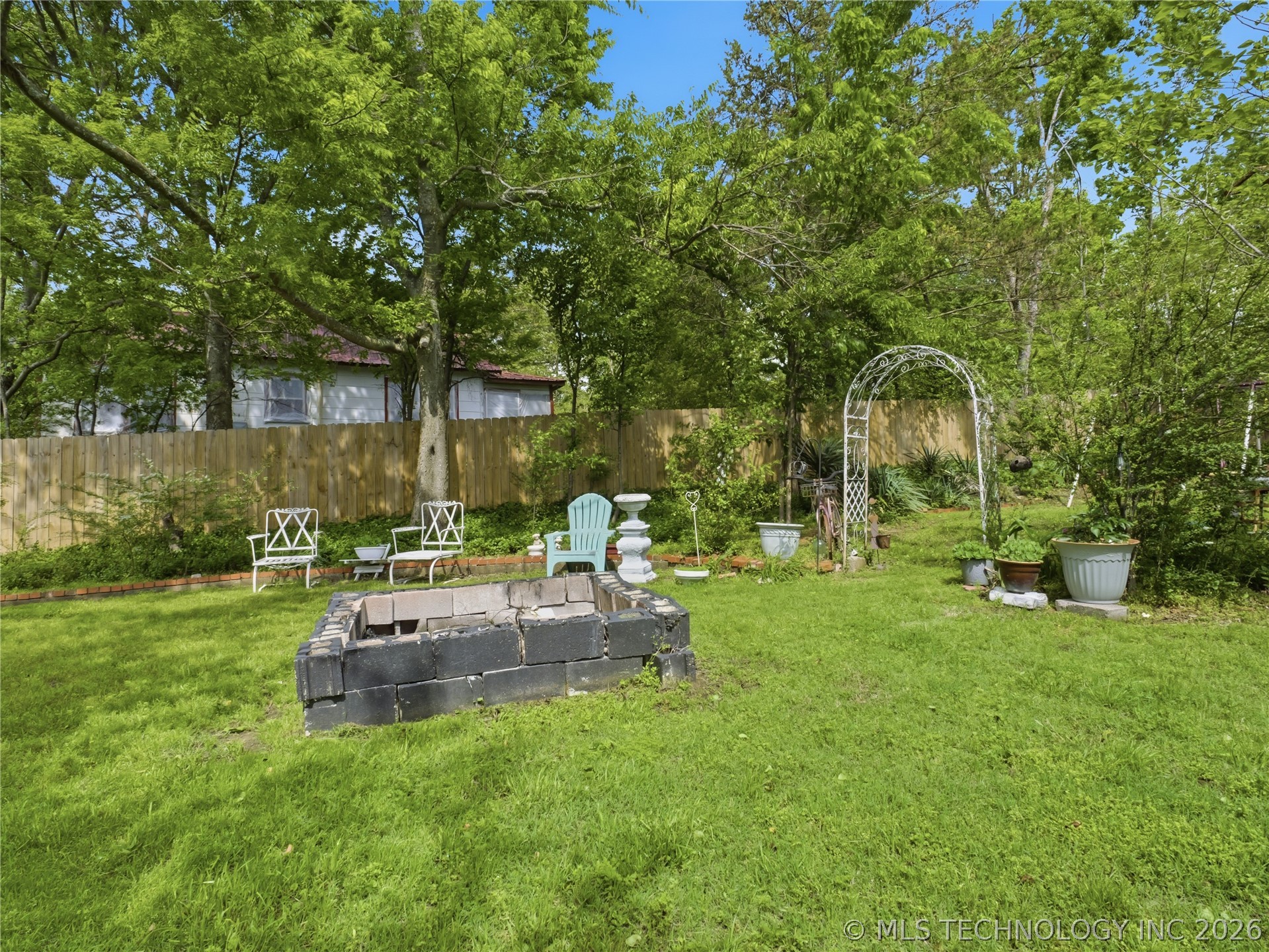 587 S Montana Atoka OK 74525