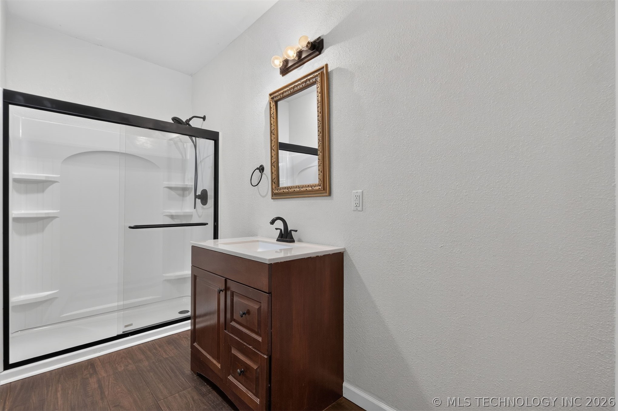 319 W Bryan Avenue Sapulpa OK 74066