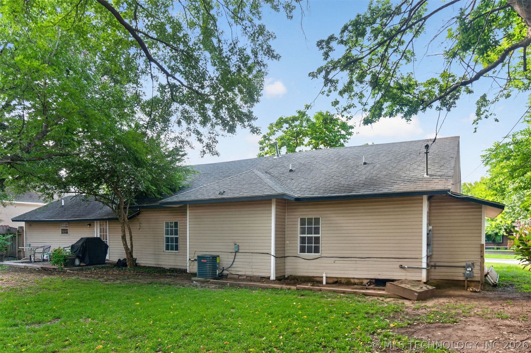 319 W Bryan Avenue Sapulpa OK 74066