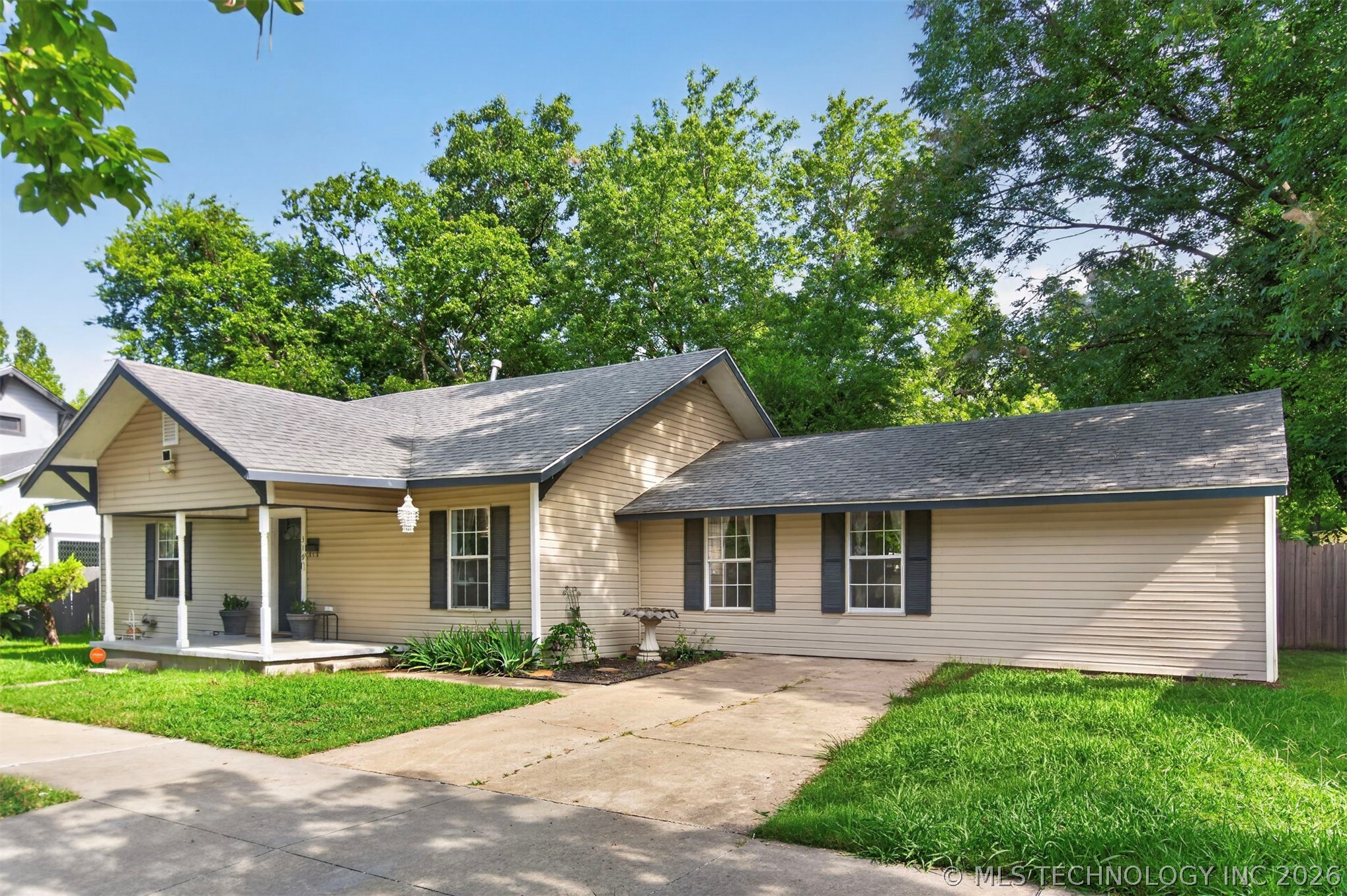 319 W Bryan Avenue Sapulpa OK 74066