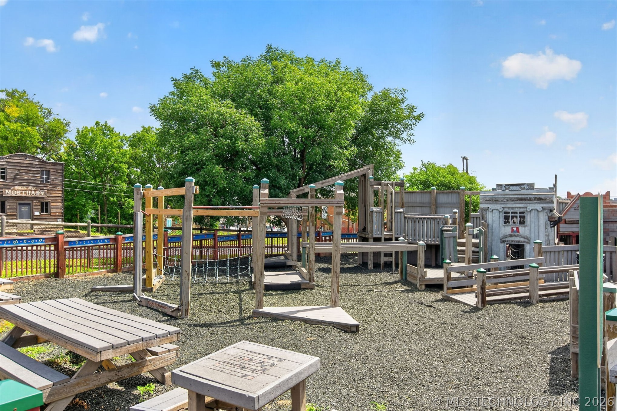 319 W Bryan Avenue Sapulpa OK 74066