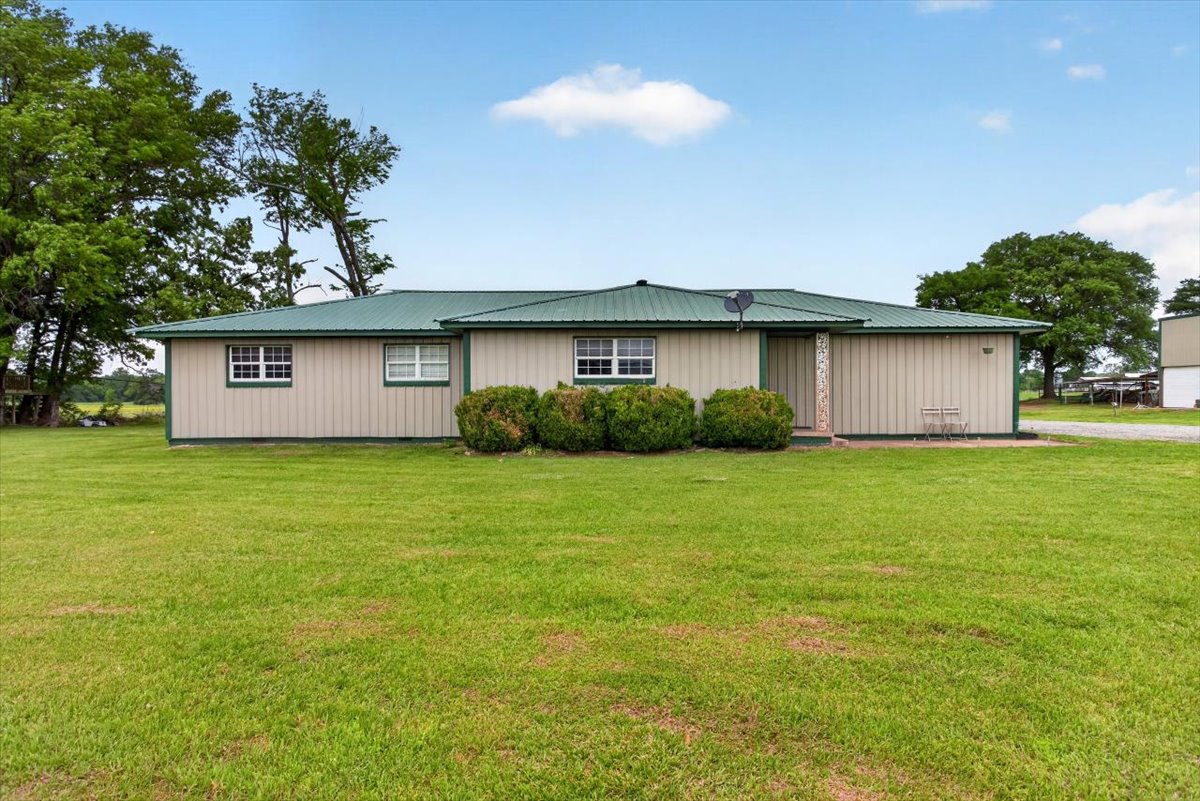 30253 W State Highway 31 Mccurtain OK 74944