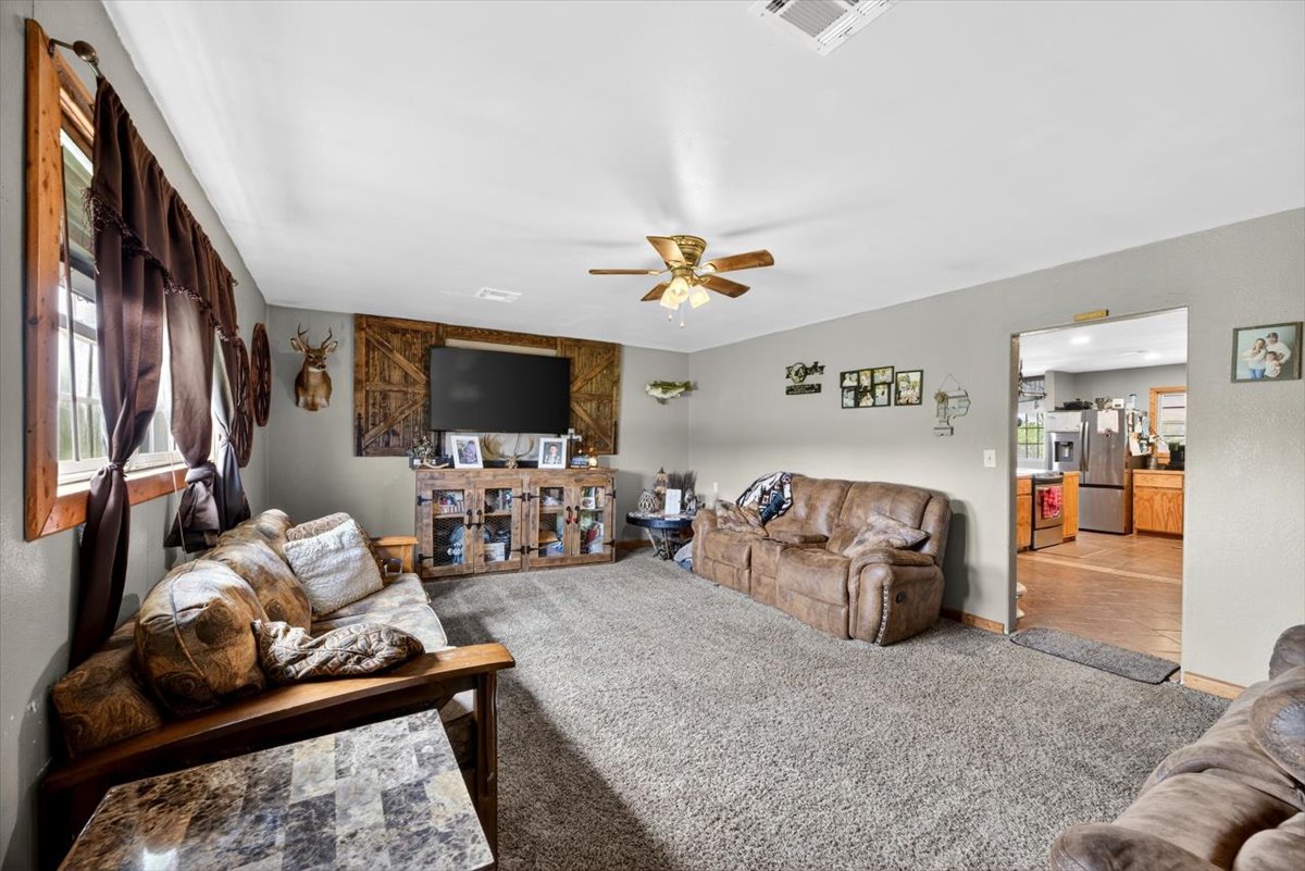 30253 W State Highway 31 Mccurtain OK 74944